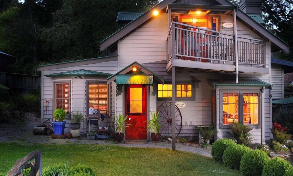 Olinda Cottage | Lavender Cottage Olinda
