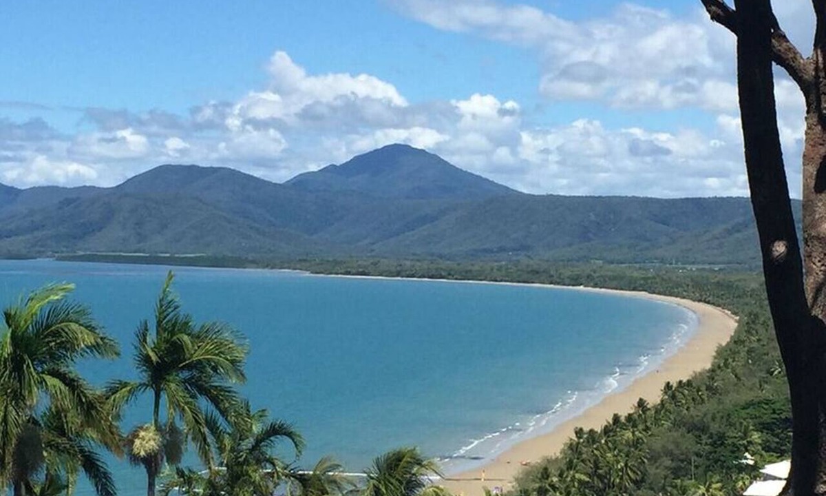 Port Douglas Hotel | Lazy Lizard Motor Inn