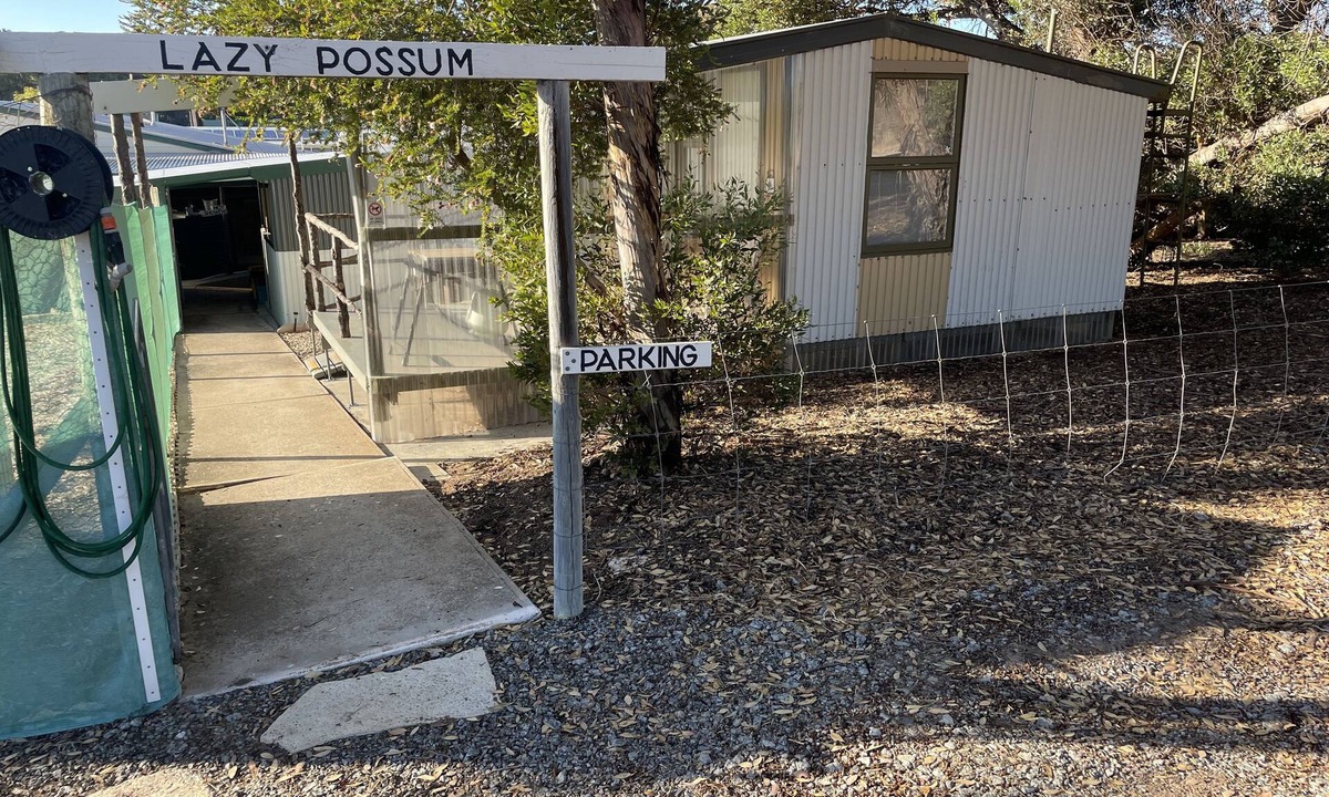 Ward Cabin | Lazy Possum