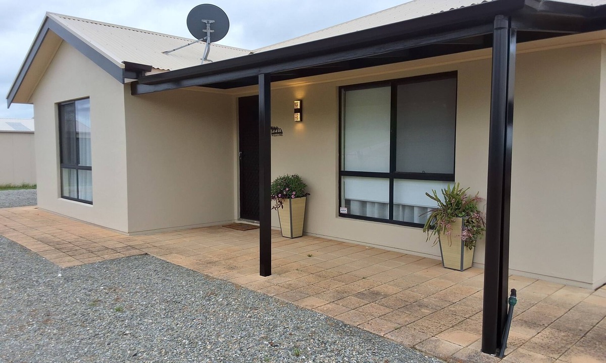 Upper Wakefield House | Leasingham Vine views