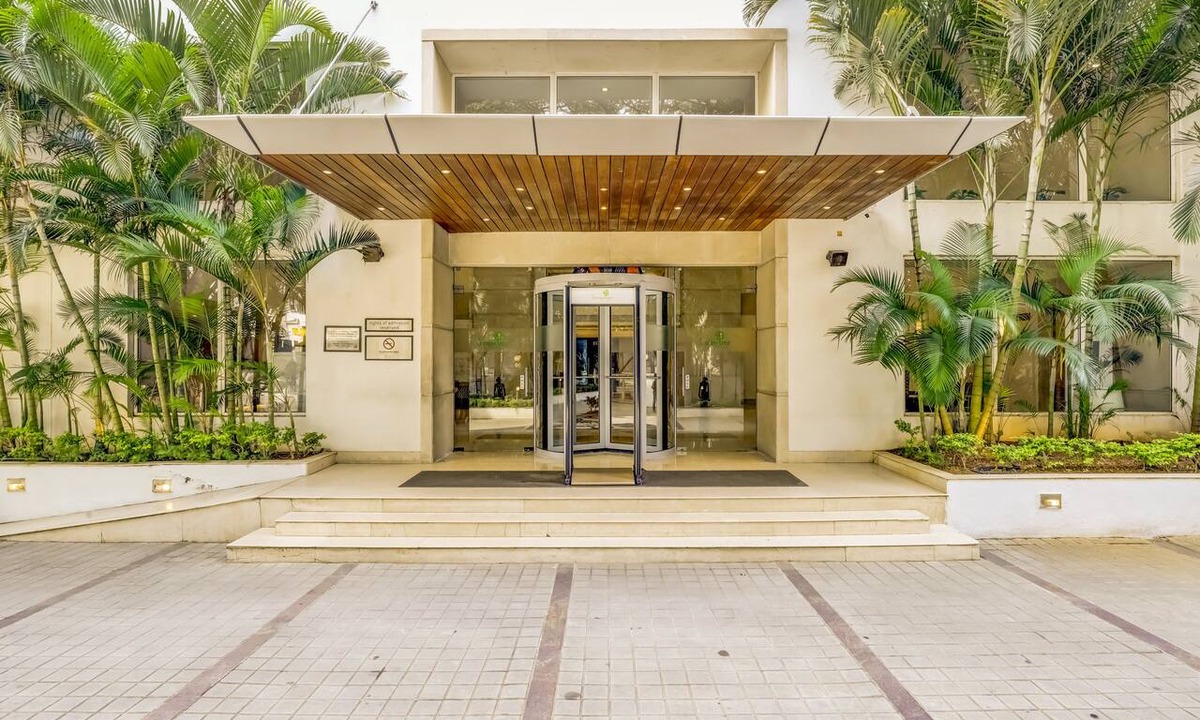 Electronics City Hotel | Lemon Tree Hotel, Electronics City - Bengaluru
