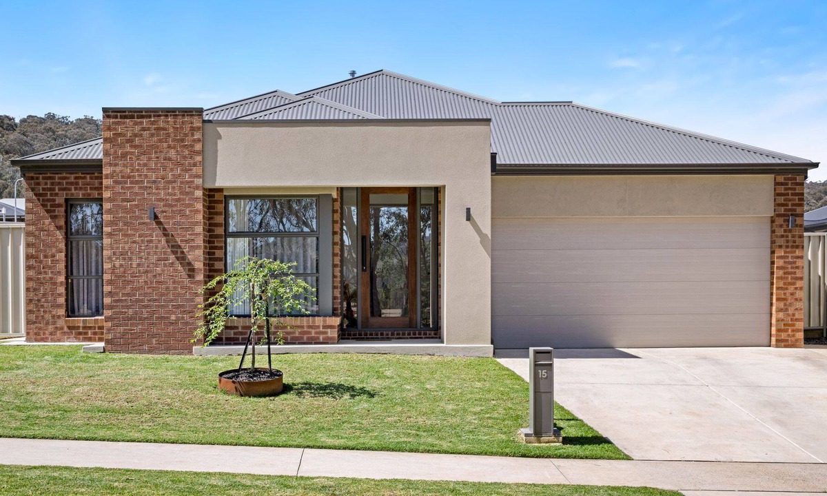Leneva House | Leneva Stays only 3 minutes from Wodonga and 10 minutes to albury