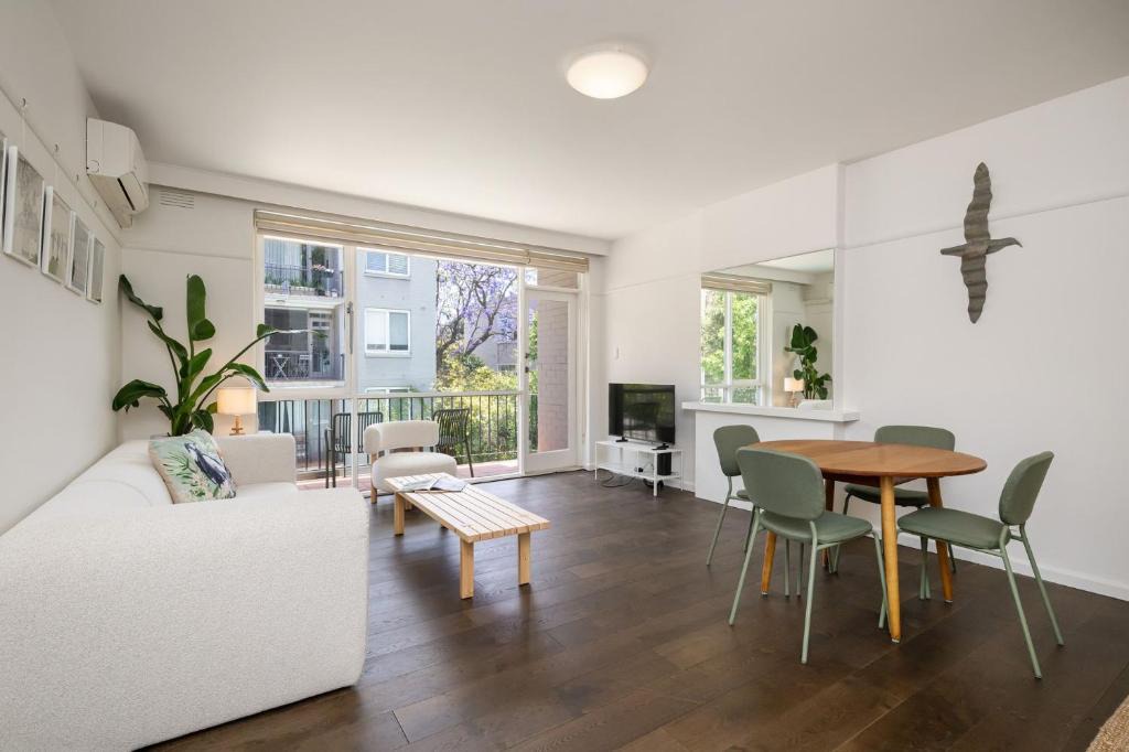 South Yarra Apartment | LeSecret, South Yarra