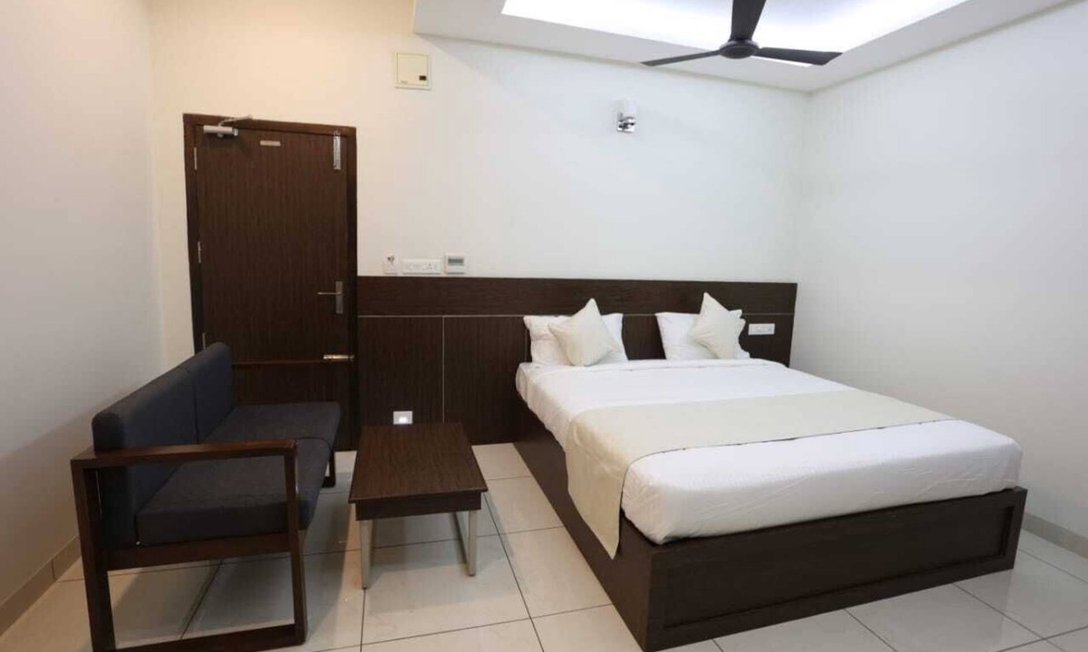 Tiruchirappalli Hotel | LGP Residency