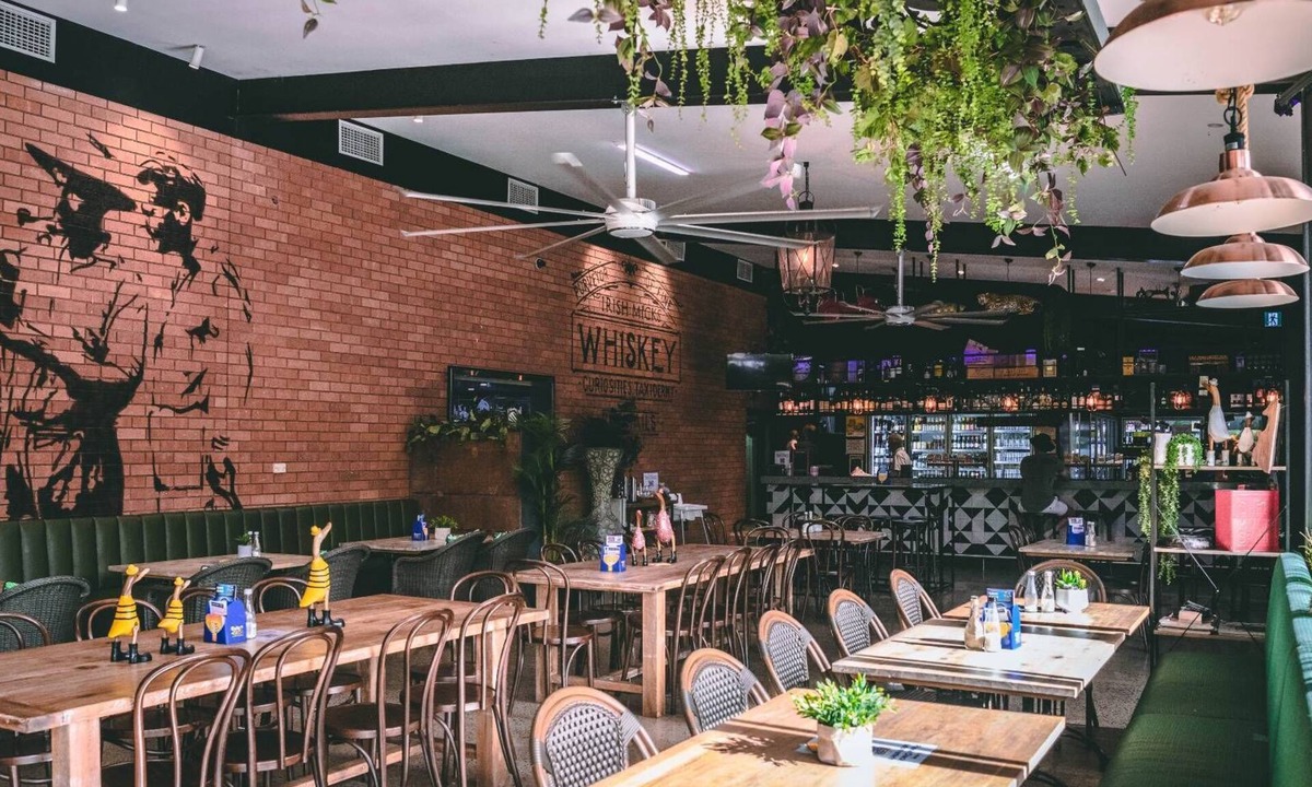 Batchelor Hotel | Litchfield Outback Resort