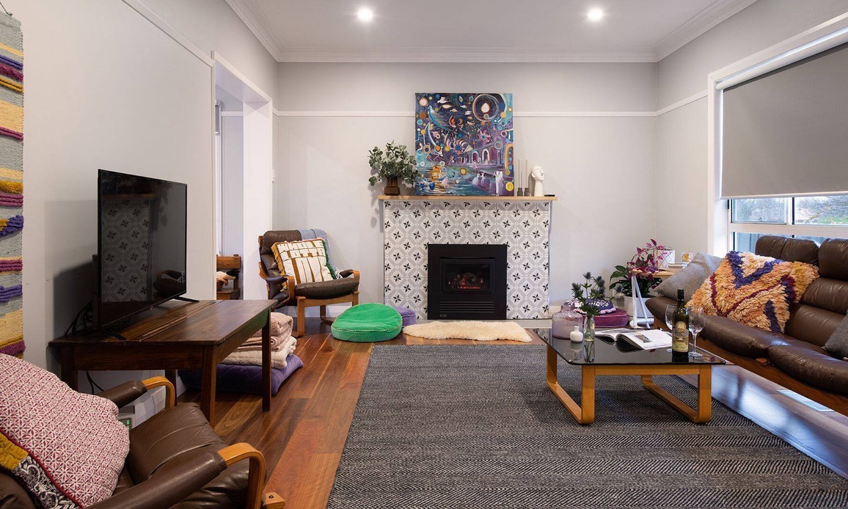 Kyneton House | Little Olive Kyneton - Your mid-century home away from home!