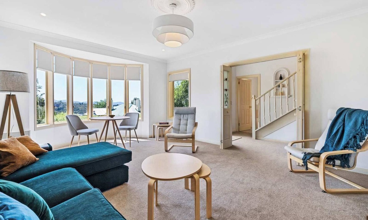 North Hobart House | "Lizzy's Hideaway" – Close to City, Sleeps 6.