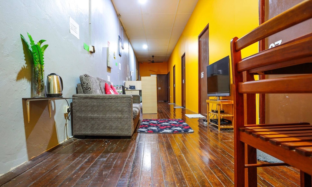 Kampung Lintang House | LOFT WATERFRONT KUCHING