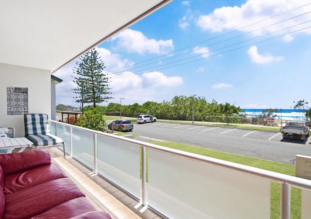 Bilinga Apartment | Longbeach 5 - Bilinga/ North Kirra Beachfront