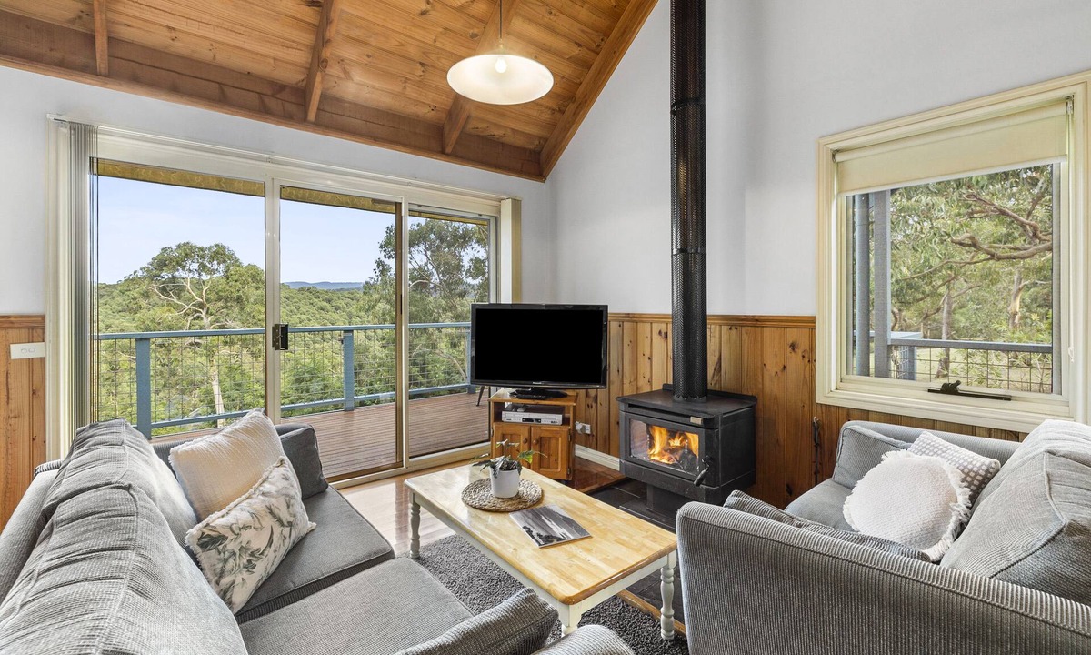 Lorne Cabin | Lorne Bush House Cottages & Eco Retreats