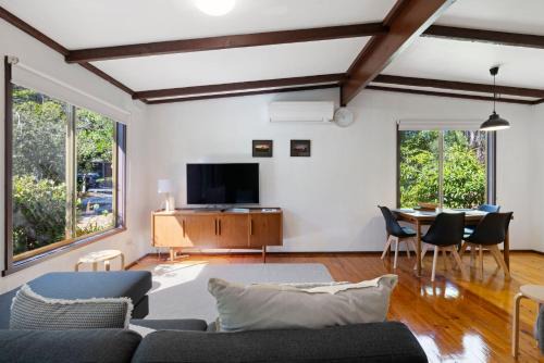 Inverloch House | Lovely Home on Lavington