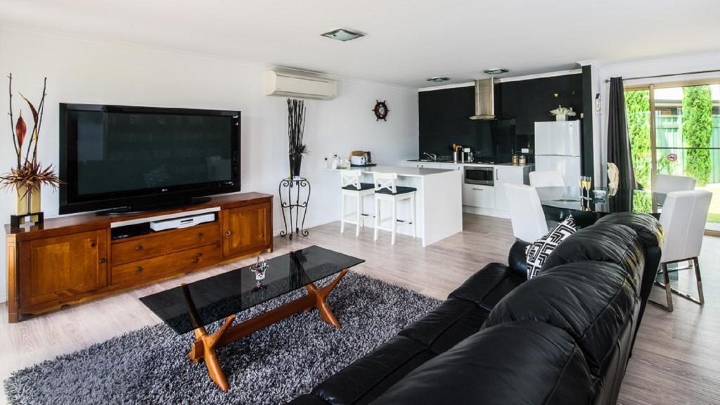 Normanville Bed & Breakfast | Lure Bed and Breakfast