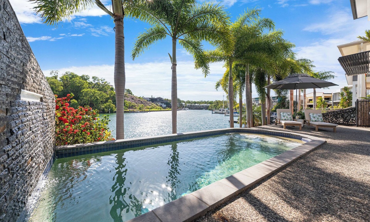 Bayview House | Luxe Bayview Oasis with Dream Waterfront Pool
