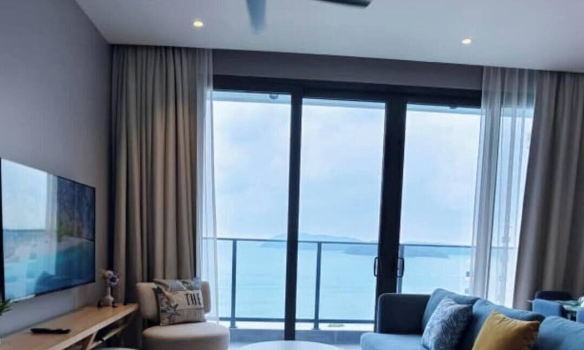 Pantai Tengah Apartment | Luxury 4BR Beachfront Sanctuary in Langkawi Island