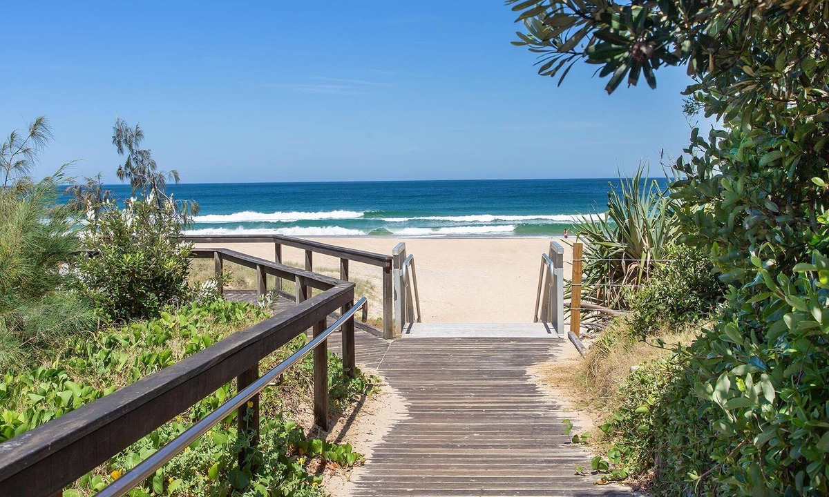 Sunshine Coast House | LUXURY BEACHSIDE HOME, On the Beach with pool.