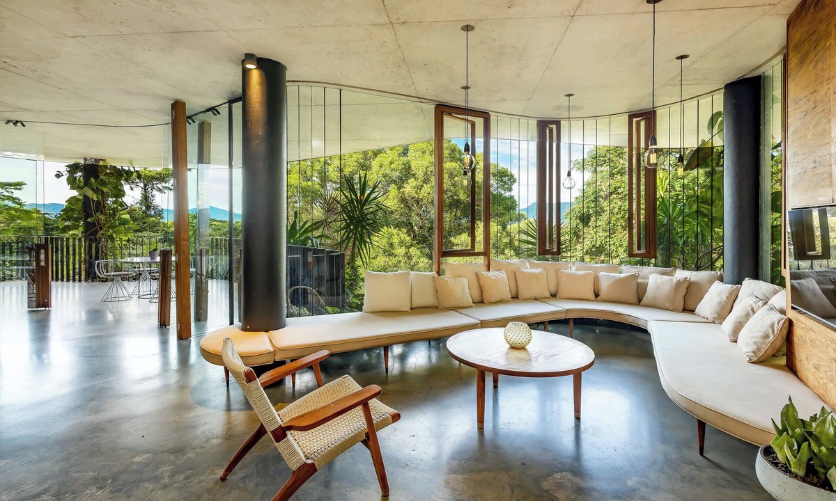 Cairns Villa | Luxury Eco Villa with Infinity Pool & Rainforest Views
