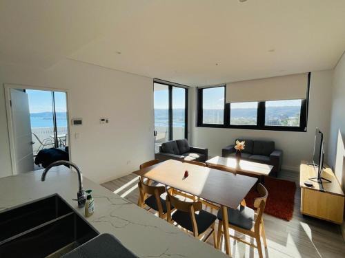 Gosford Apartment | Luxury in the Sky - Modern Gosford Apartment