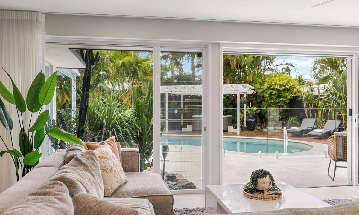 Mooloolaba House | Luxury Mooloolaba Retreat with Spa and Pool
