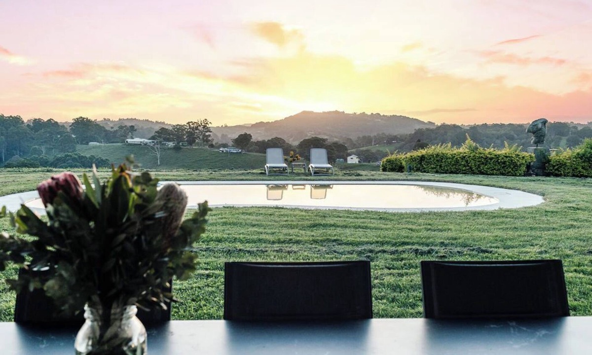 Cooroy House | Luxury Noosa Hinterland Home With 360 Degree Panoramic Views