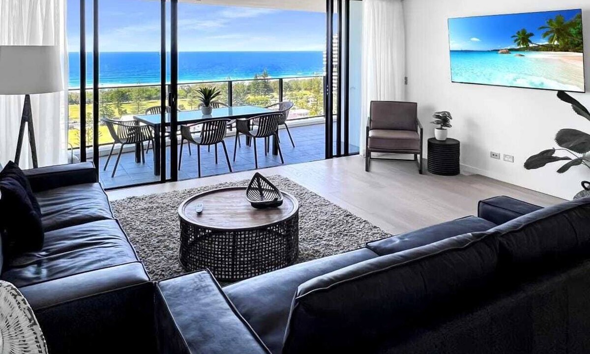 Broadbeach Apartment | Luxury Sierra Grand Stay Ocean Views 3BR Level 18