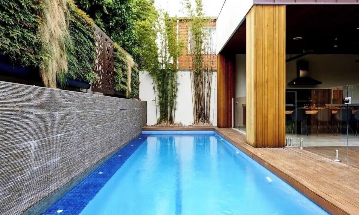 Elwood House | Luxury Villas Hartpury (Heated Pool)