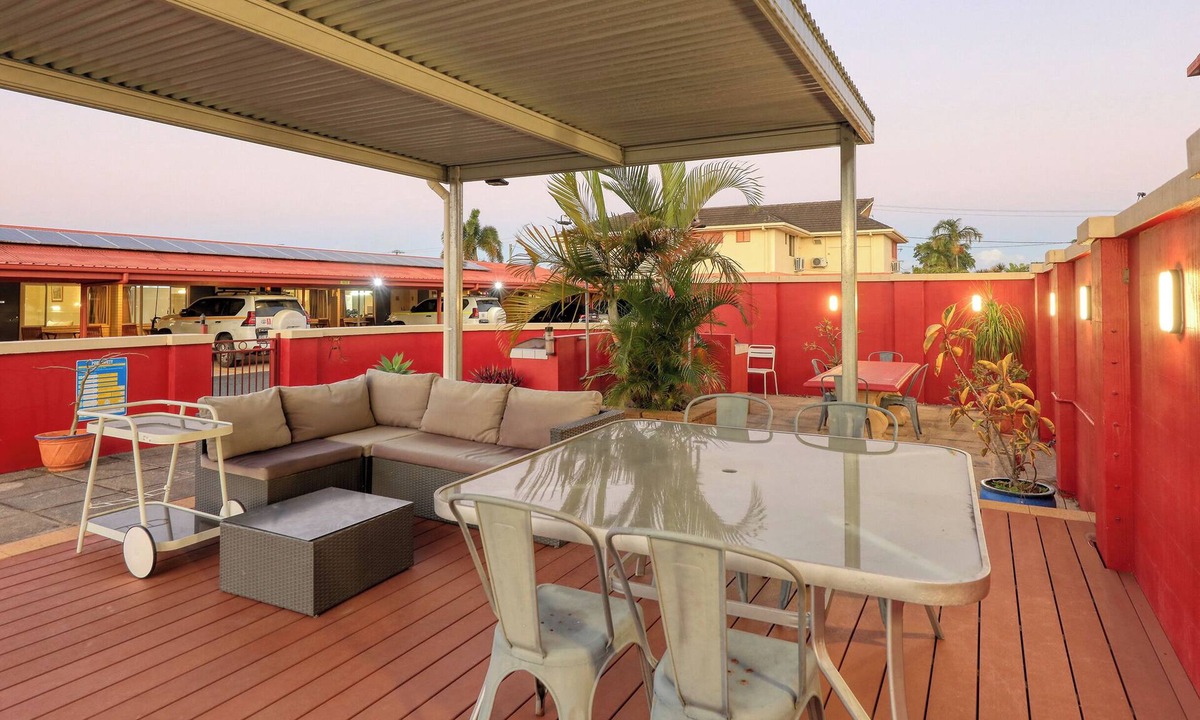 West Mackay Hotel | Mackay Rose Motel