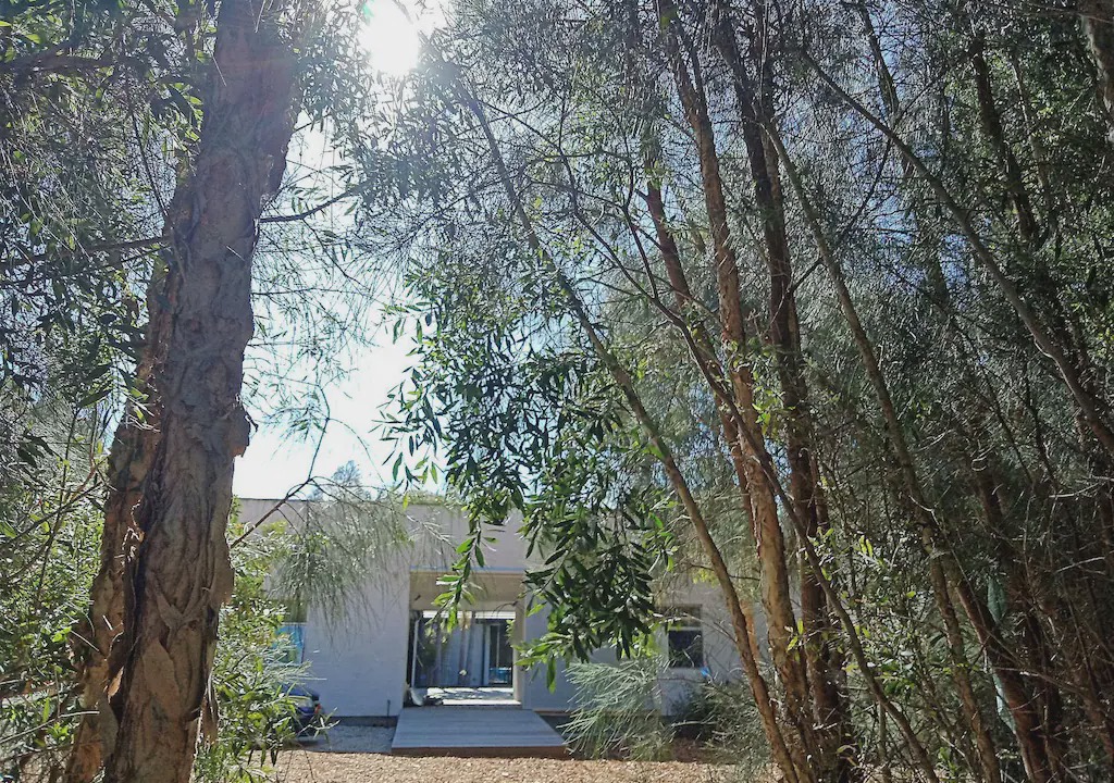Diamond Beach House | Magnificent four bedroom beach house with direct access to Diamond Beach.