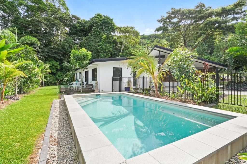 Whitfield House | Maison Daintree - Mount Whitfield View