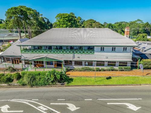 Maleny Hotel | Maleny Hotel