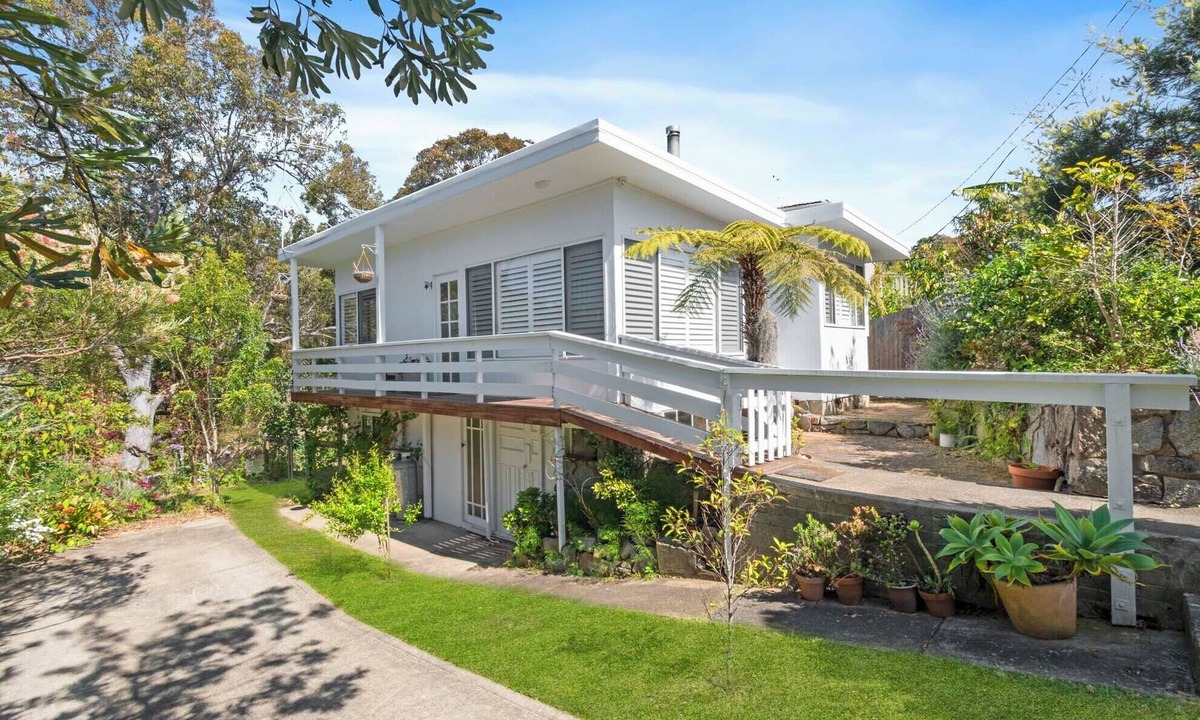 Moruya Heads House | Manaia - A little bach near the beach