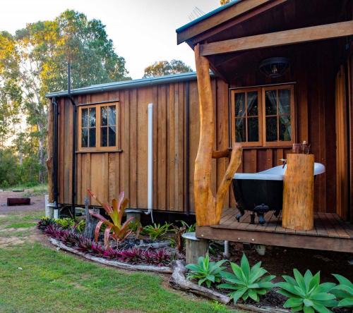 River Heads Villa | MANGO LODGE River Heads