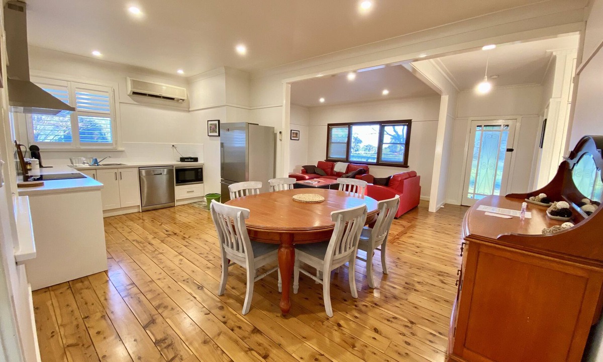 Cootamundra House | Mannamite Farm Cottage