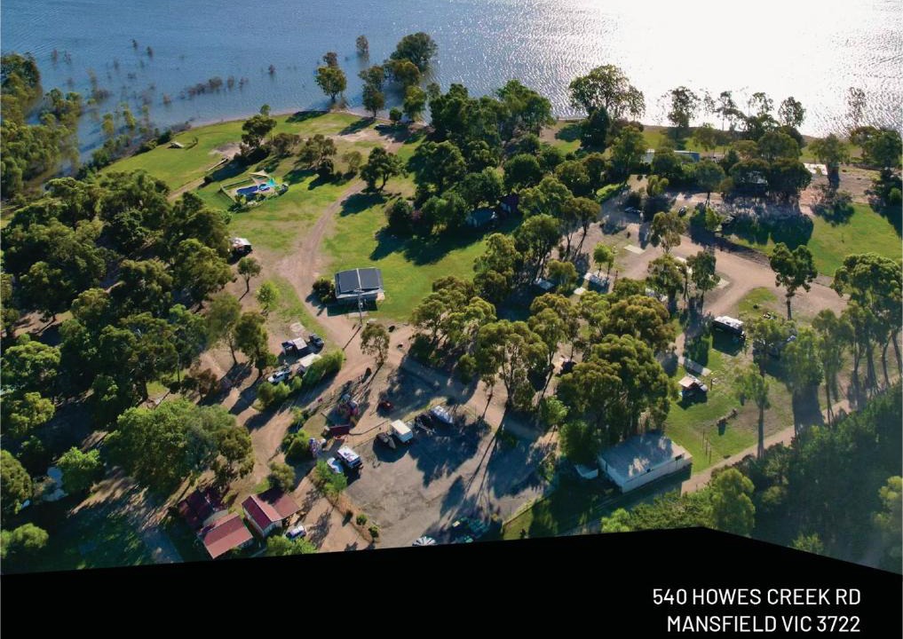 Mansfield Hotel | Mansfield Lakeside Caravan Park