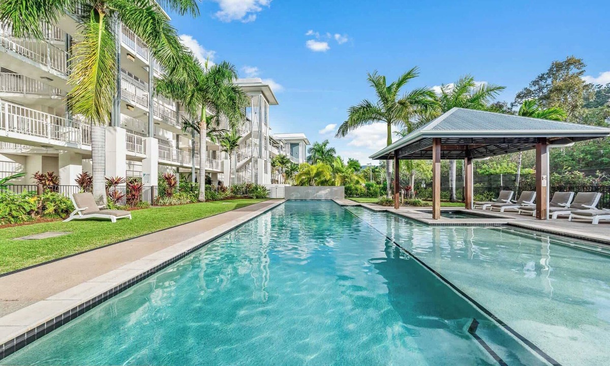 Airlie Beach Apartment | Marina Waterfront Living at Port of Airlie