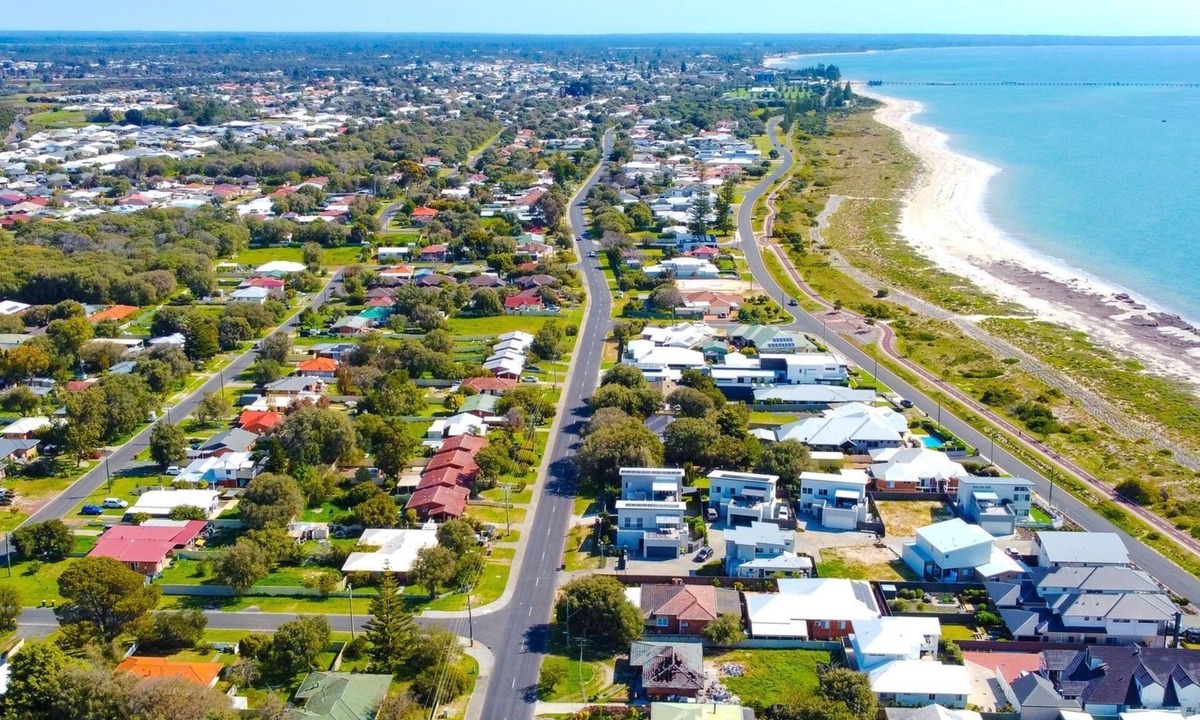 Geographe House | Marine Holiday Home - Geographe