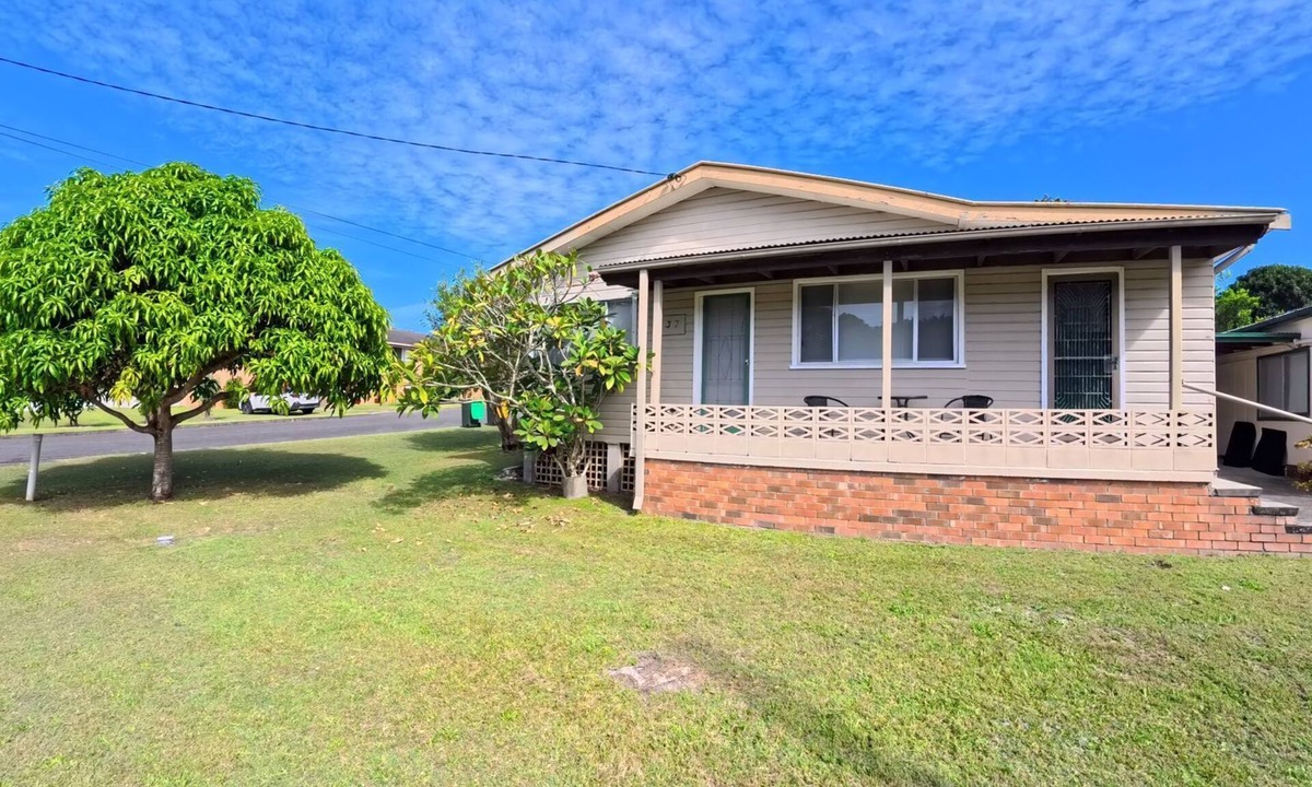 South West Rocks House | Marlene Court - Air con, boat parking