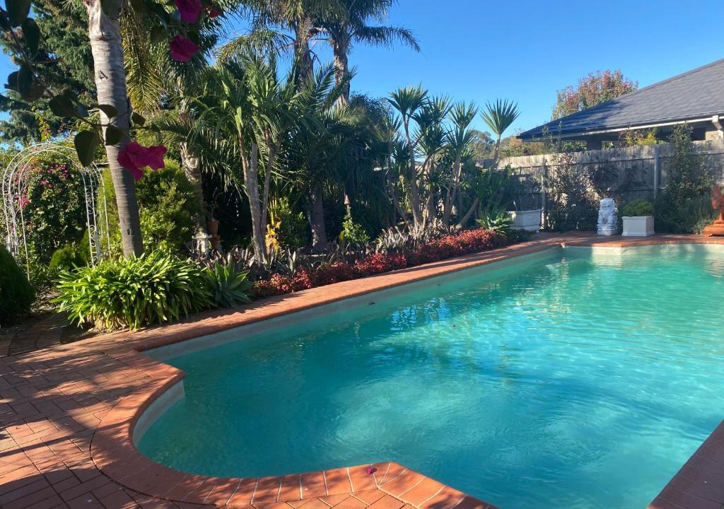 Safety Beach Bed & Breakfast | Merrypetch