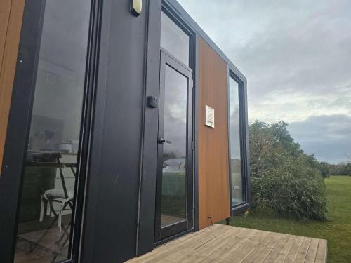 Sleaford House | Mikkira Koala Cabin by Tiny Away