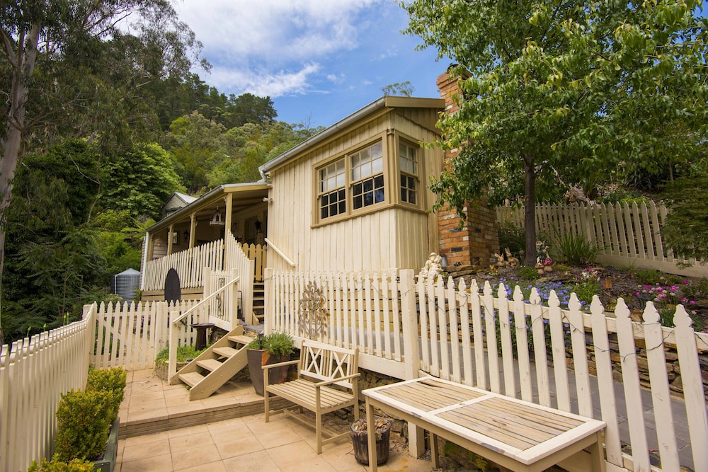 Walhalla Cottage | Mill House