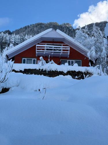 Manali Ski Chalet | Mistvale Cottage
