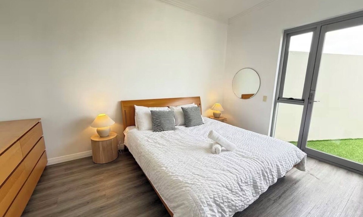 Chermside Apartment | Modern 3 bedroom penthouse - next to Westfield Mall