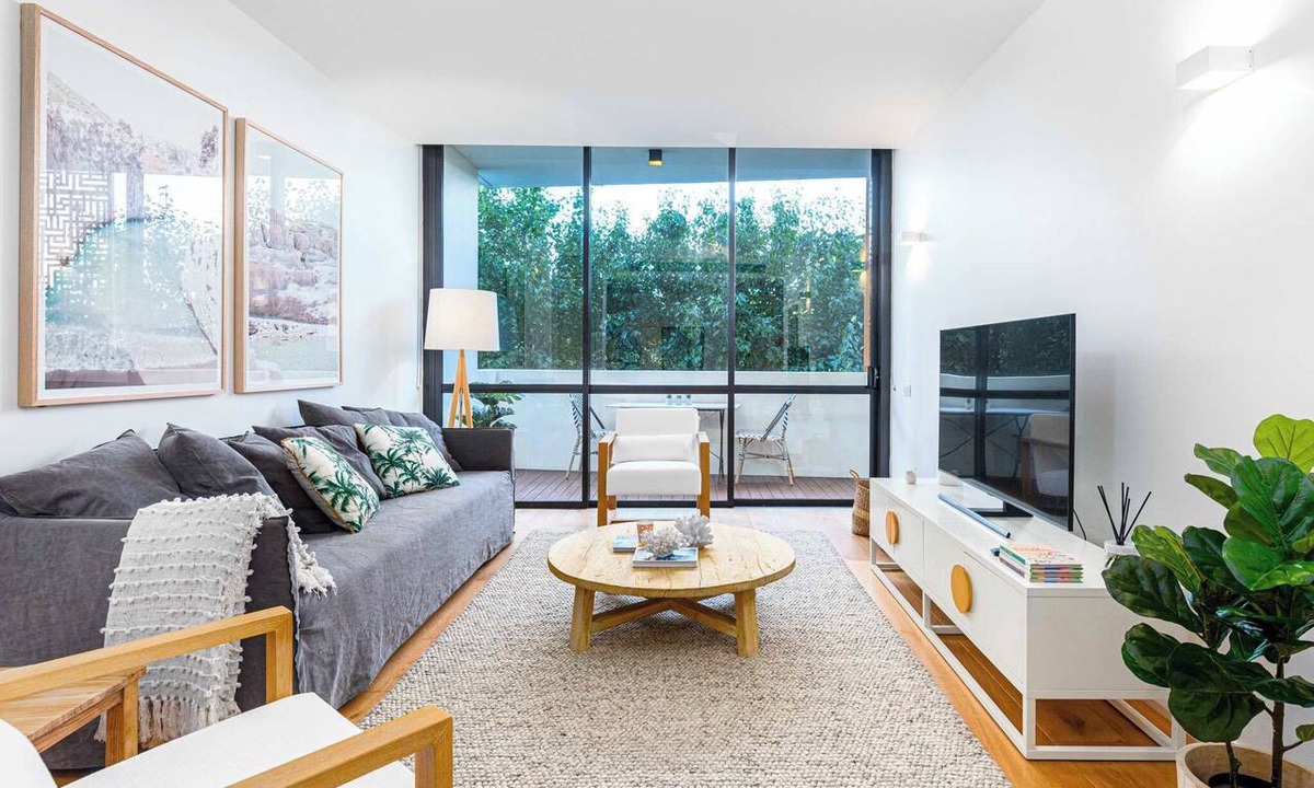 Kensington Apartment | Modern Living Close to Centennial Park
