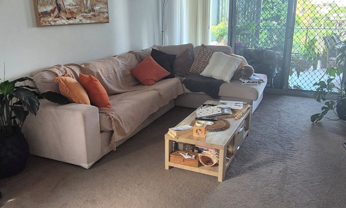 Mitchelton Apartment | Modern luxury convenient apartment