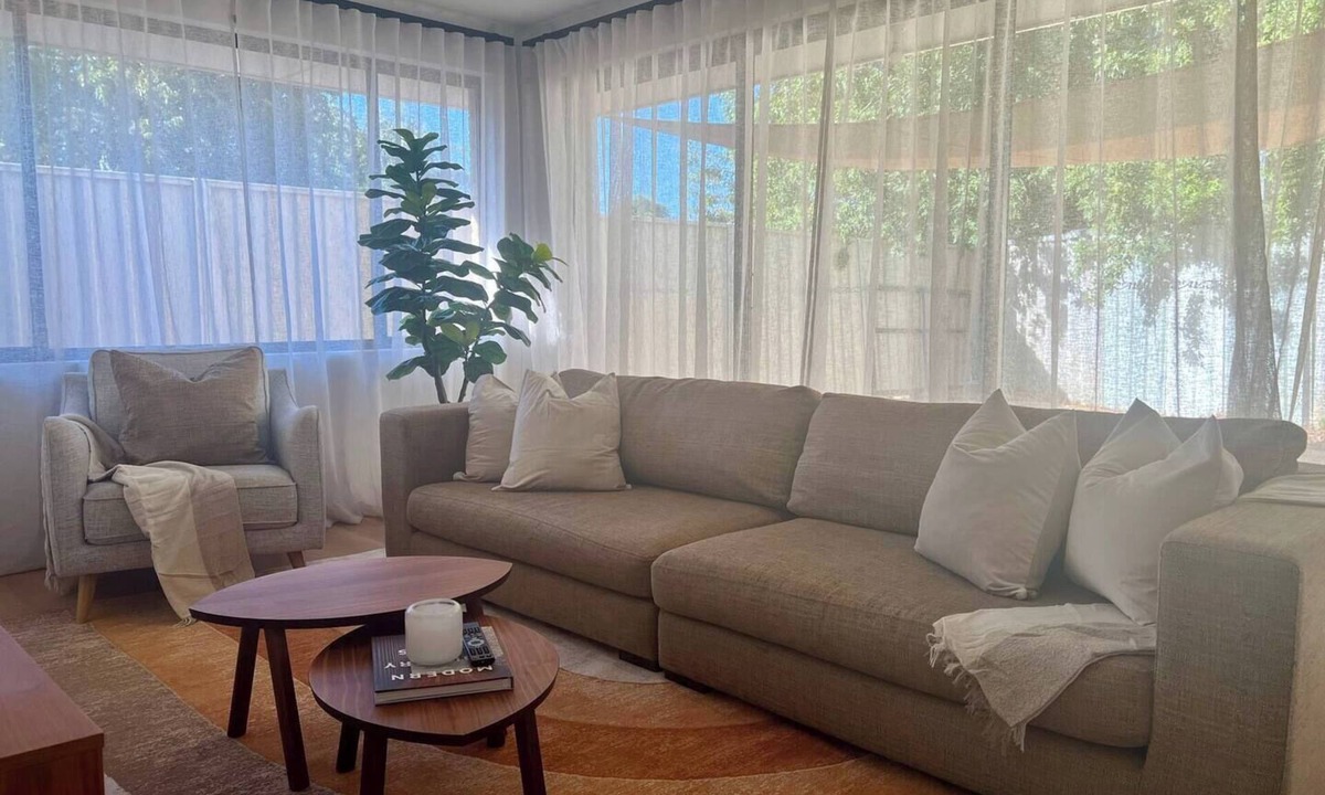 Armadale House | Modern Stay in Armadale