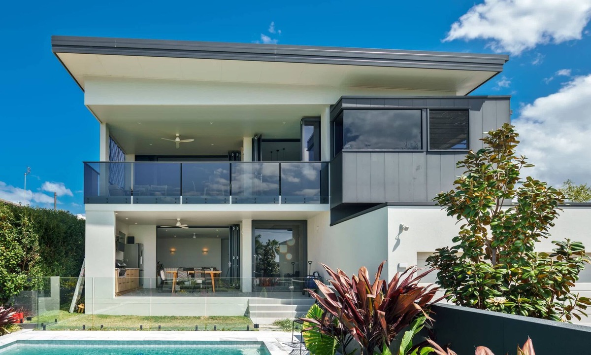 Moffat Beach House | Moffat Beach Modern Oasis with Pool