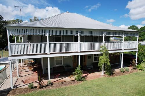 Moore Bed & Breakfast | Montrose on Moore