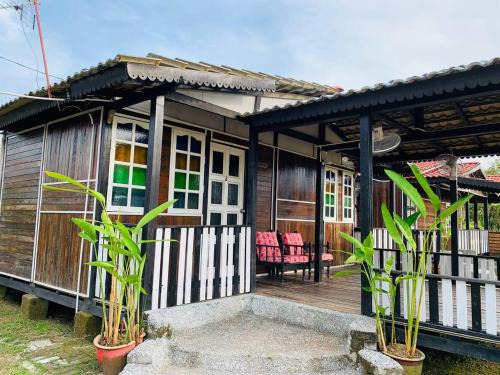 Sungai Baru Tengah House | MOSS HEDERA HIDE CHALET