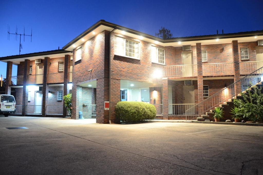 Queanbeyan Hotel | Motel Margeurita