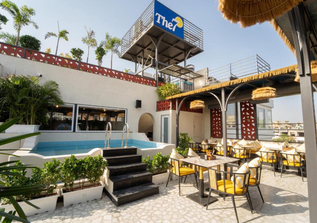 Sindhi Camp Hostel | Moustache Jaipur,Hostel & Rooftop Bar