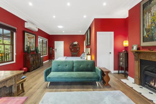 Wentworth Falls Apartment | Moutan - Serene, Chinese-Inspired Retreat